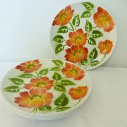 4 dessert plates from Moulin des Loups Orchies Ontario