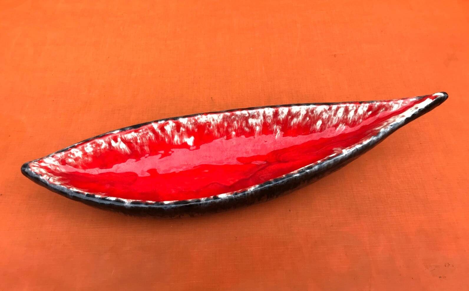 1960s large fruit bowl/centrepiece "Pirogue" Vallauris style