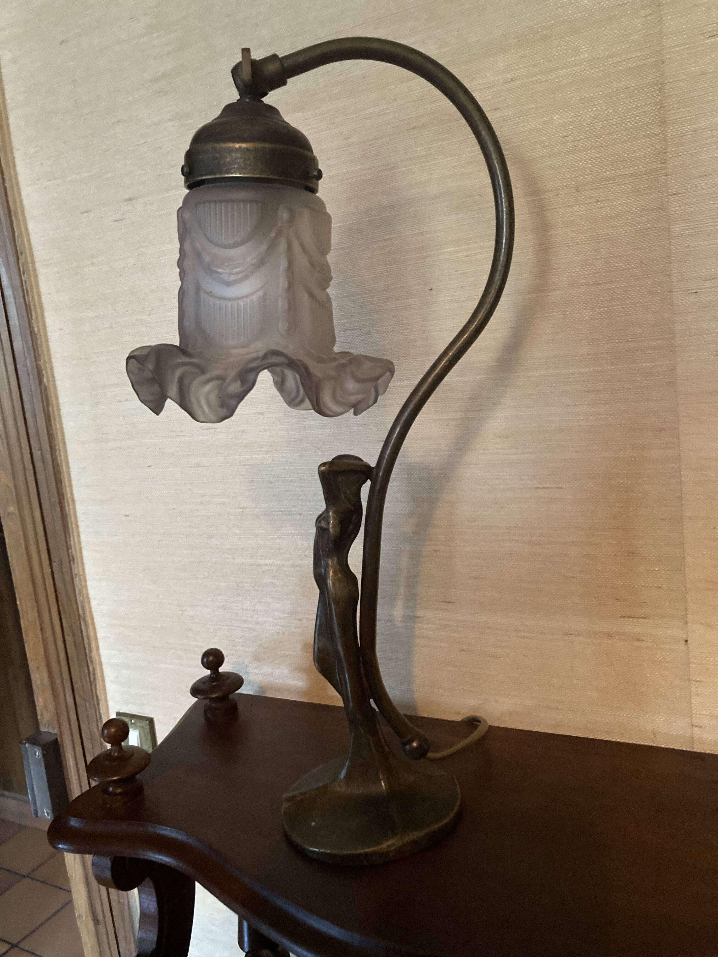 Bronze statuette lamp art deco style