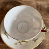 Tea cup with saucer
