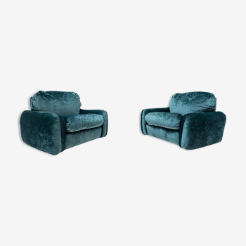 Paire de fauteuils modernes du milieu du siècle en velours vert