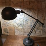 Industrial-style articulated metal desk lamp