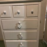 White chest of drawers