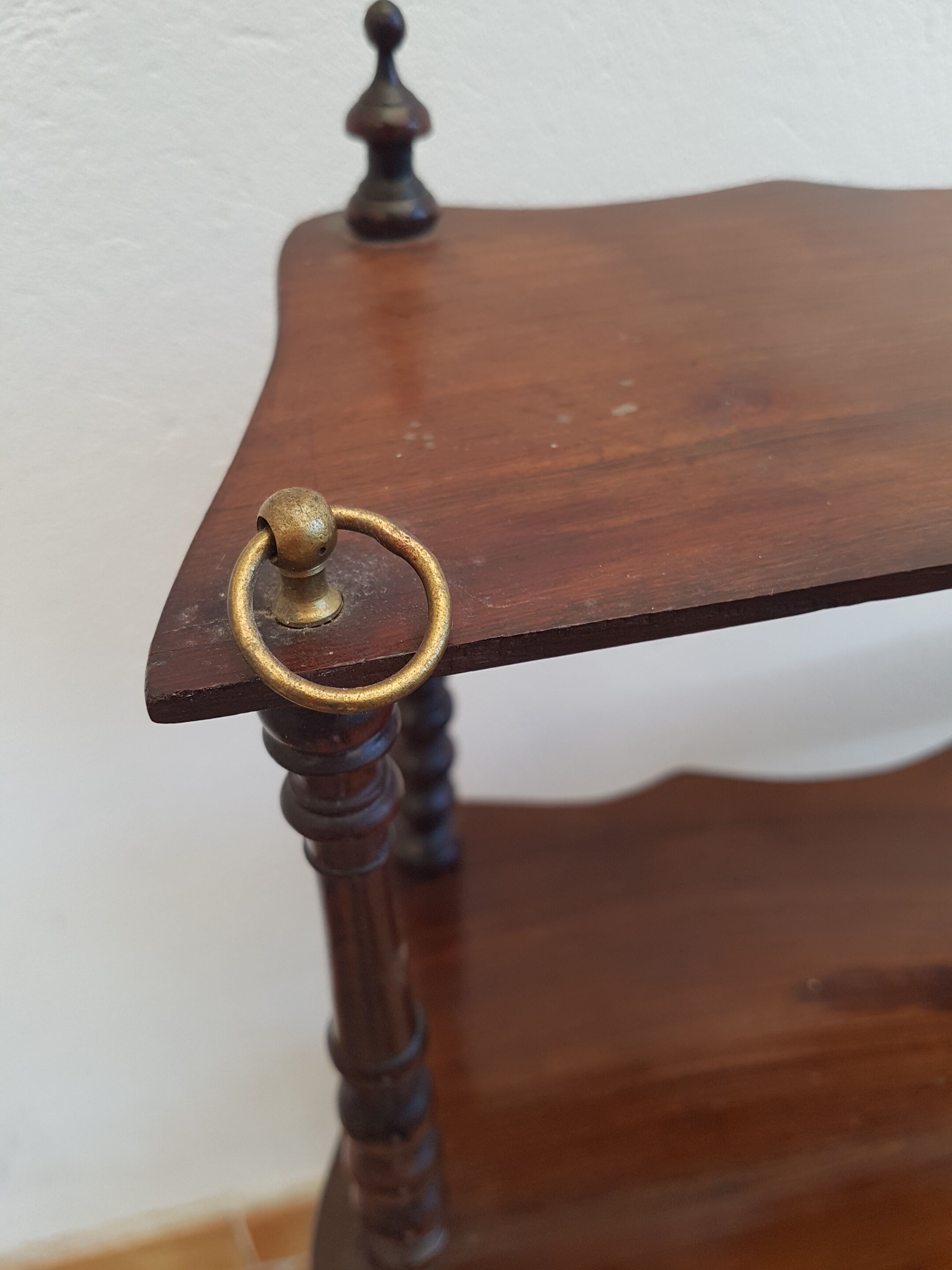 Old shelf to hang or lay in walnut and turned wood
