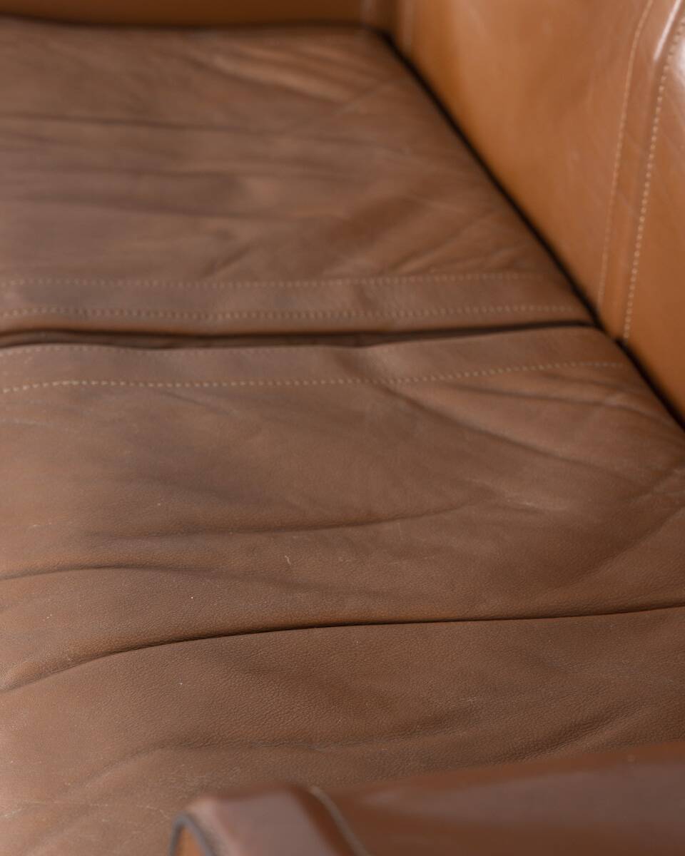 Vintage leather sofa from the 1970s, model ‘korium’ designed by tito agnoli