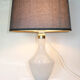 Lampe de table en verre opalin années 1950