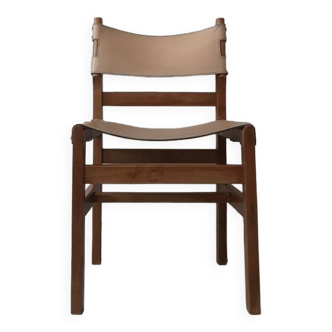 Chaise en bois orme et cuir beige, maison regain design 1970