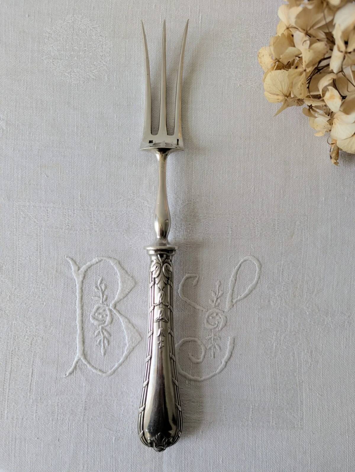 Large antique Christofle serving fork, 30 cm, silver-plated