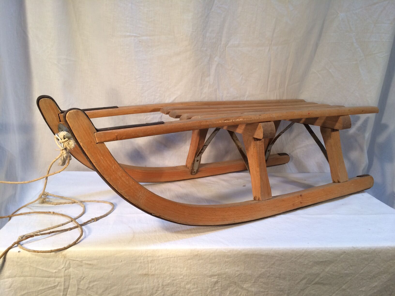 Davos vintage sled in solid beech - 60s/70s