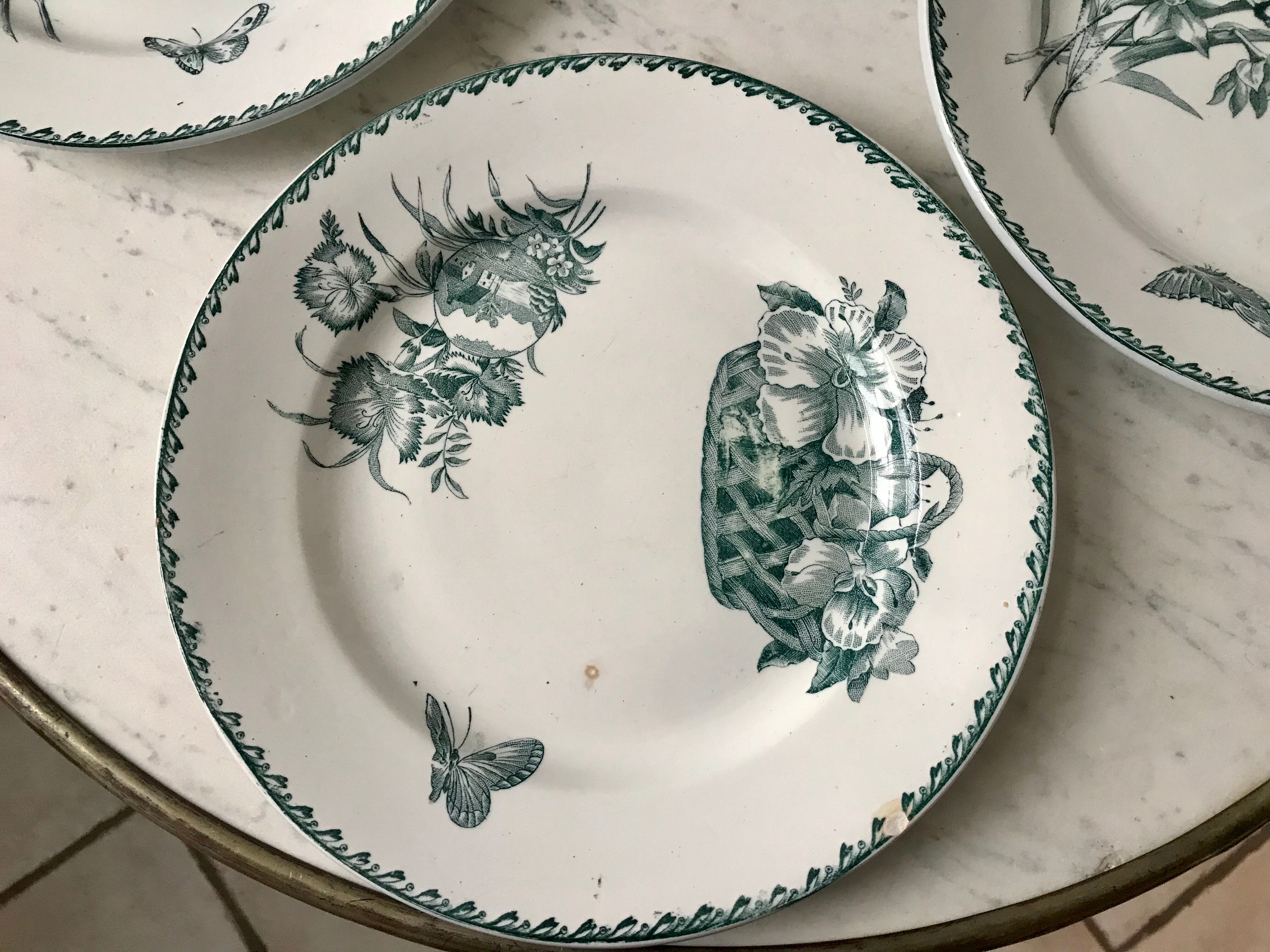 set of 4 flat plates Terre de Fer Saint-Amand model "Cartels" XIXth