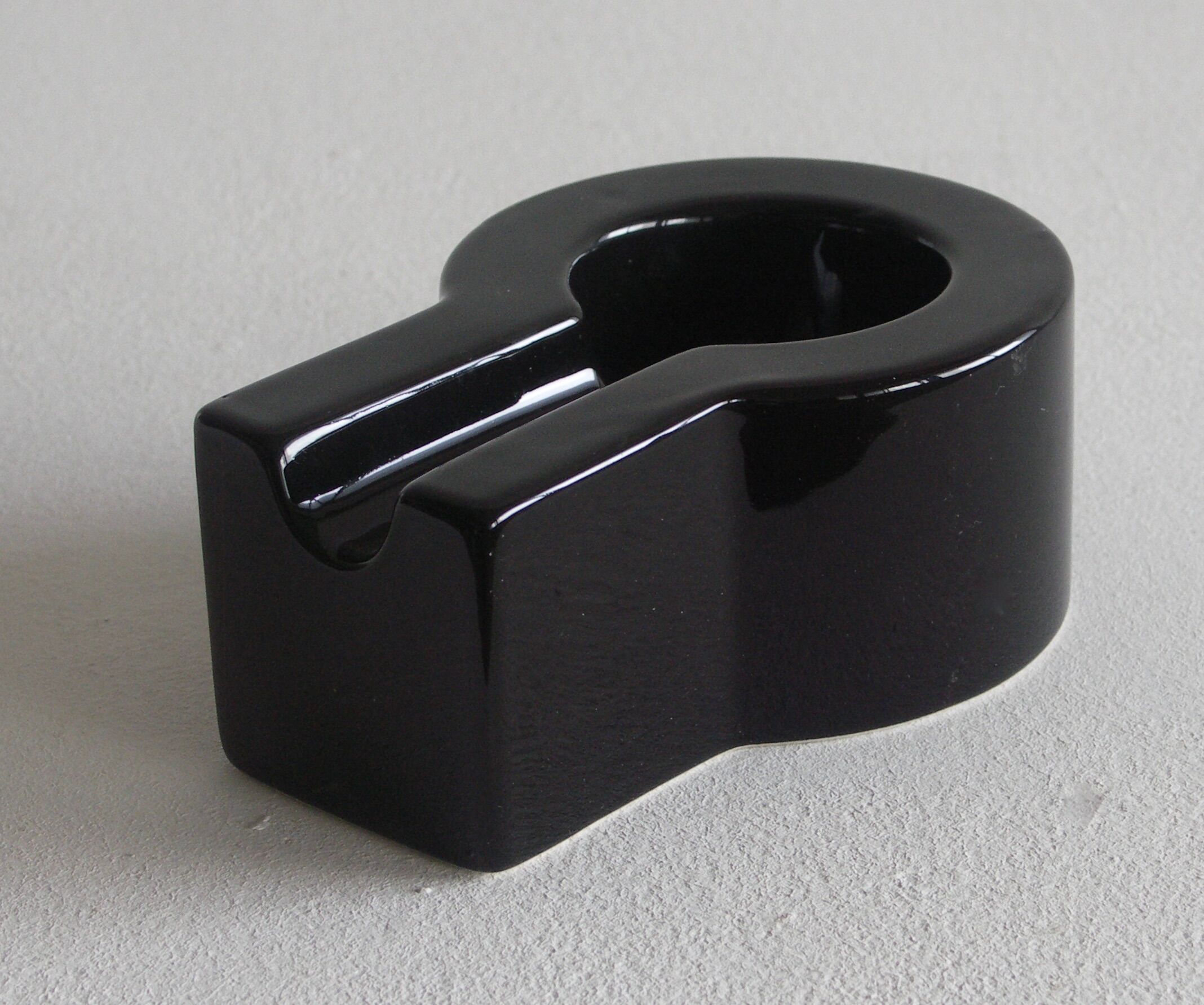 Yantra ashtray, Ettore Sotttsass 2001