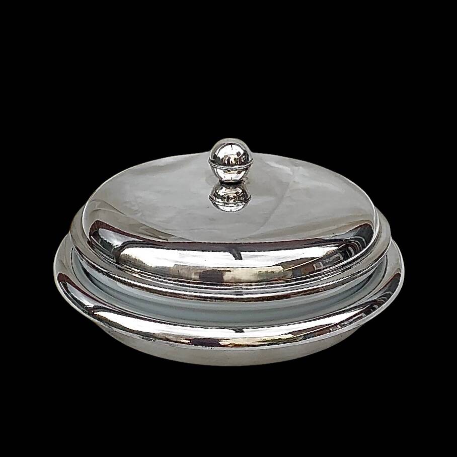 Plat de service couvert en métal argenté et porcelaine Ginori, Italie années 50-60