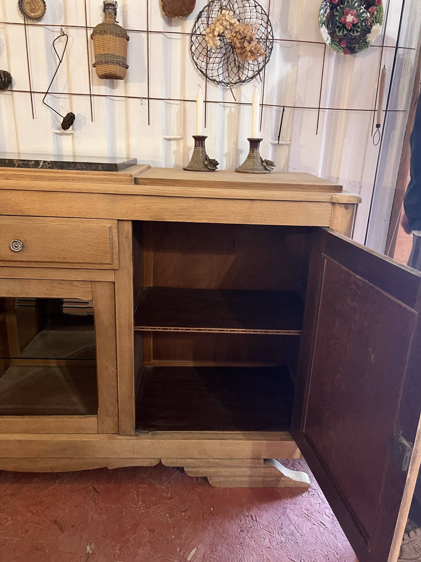 Oak enfilade