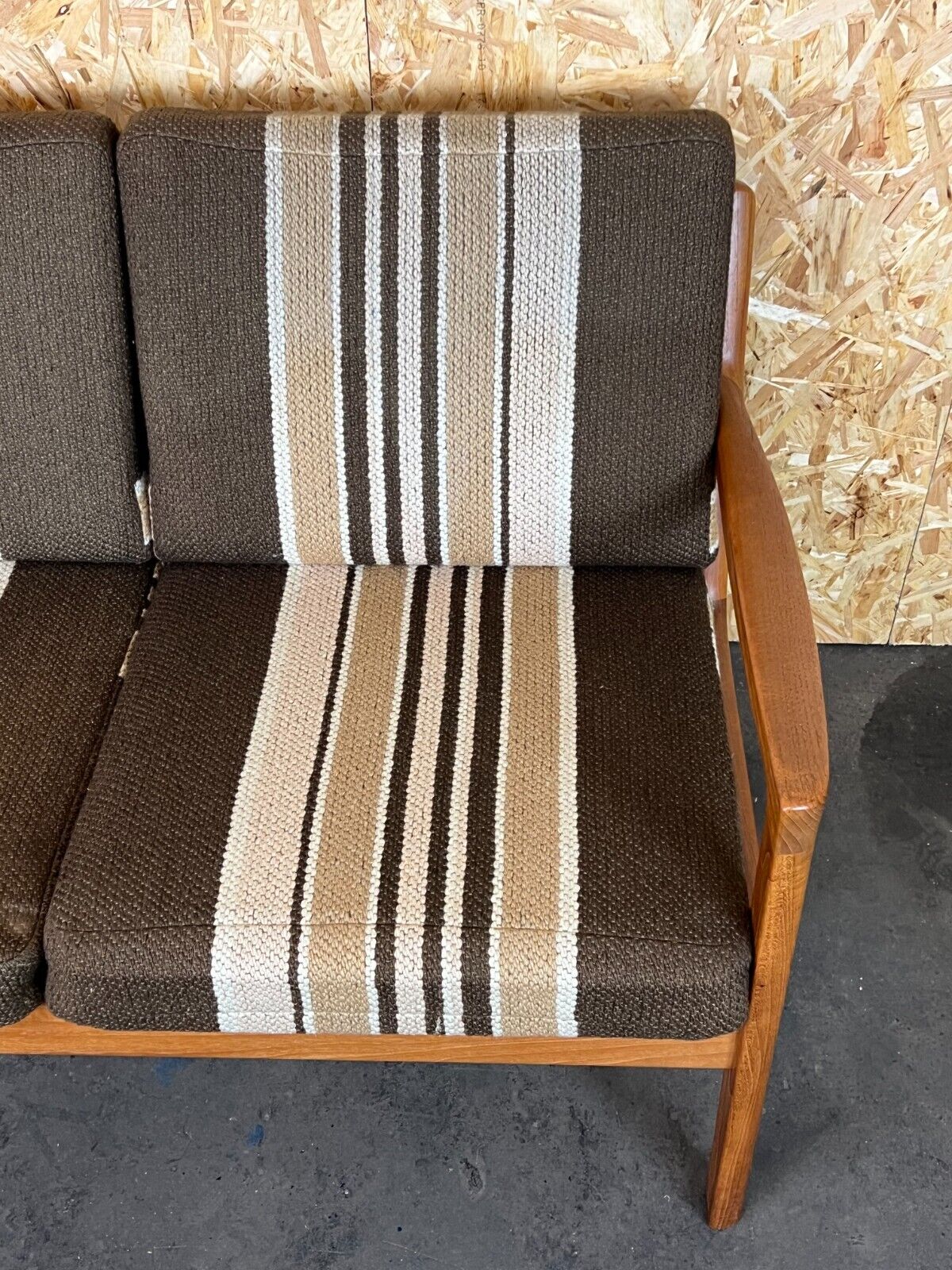 Two-seater canapé by Ole Wanscher, Cado, France & its Danish design, 60s 70s teak.