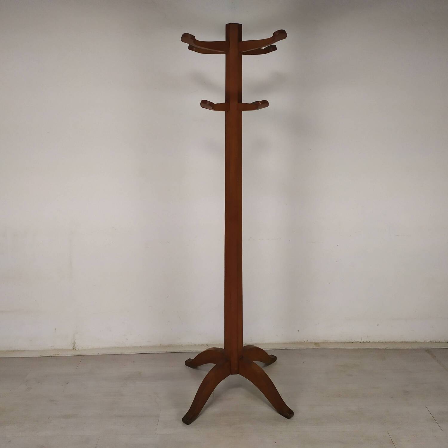 Vintage wooden parrot coat rack