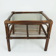 table d'appoint des années 1970 en bambou, osier et verre