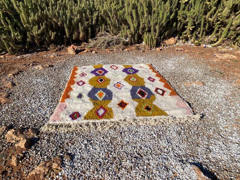 Moroccan handmade woven wool rug 200cmx300cm