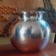 Vase boule style Art Déco en argent massif martelé
