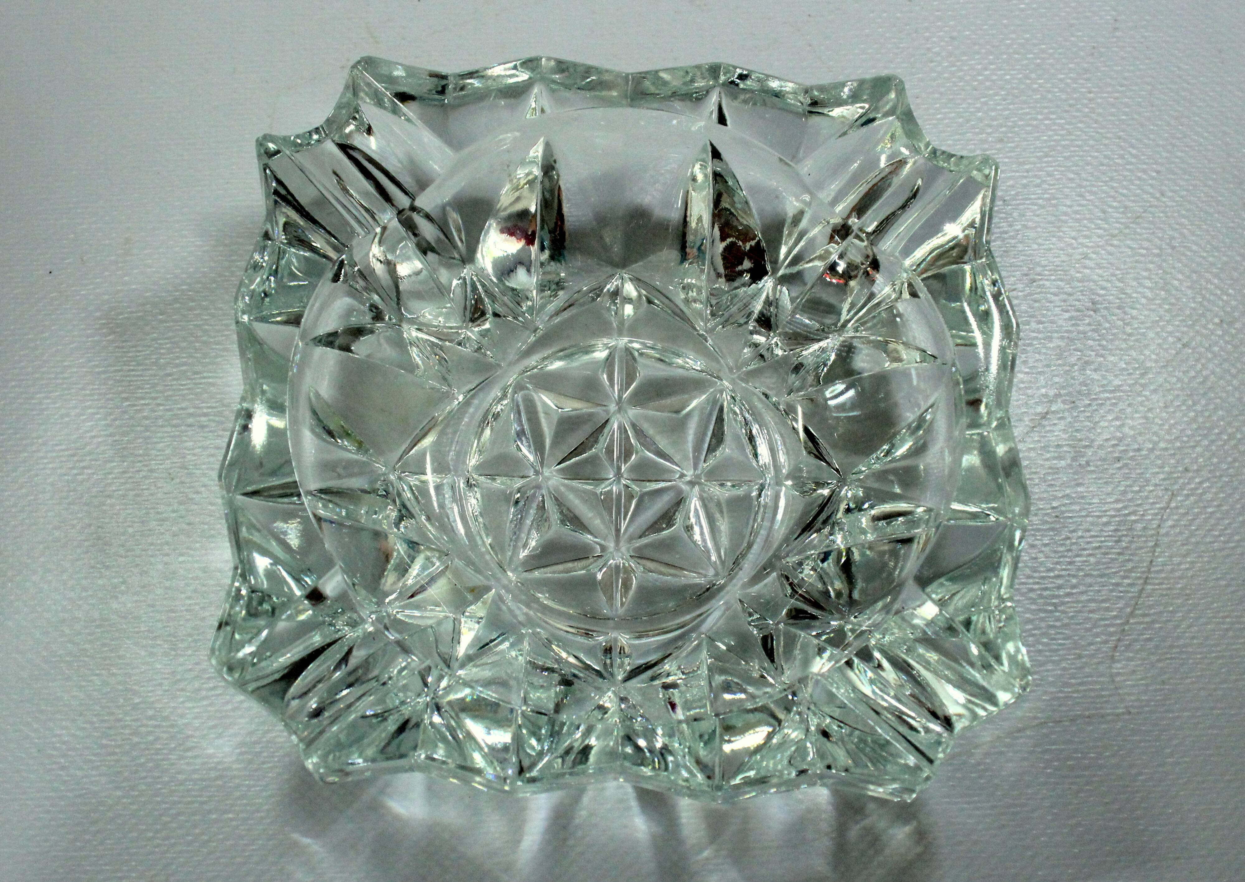 Lead crystal glass ashtray