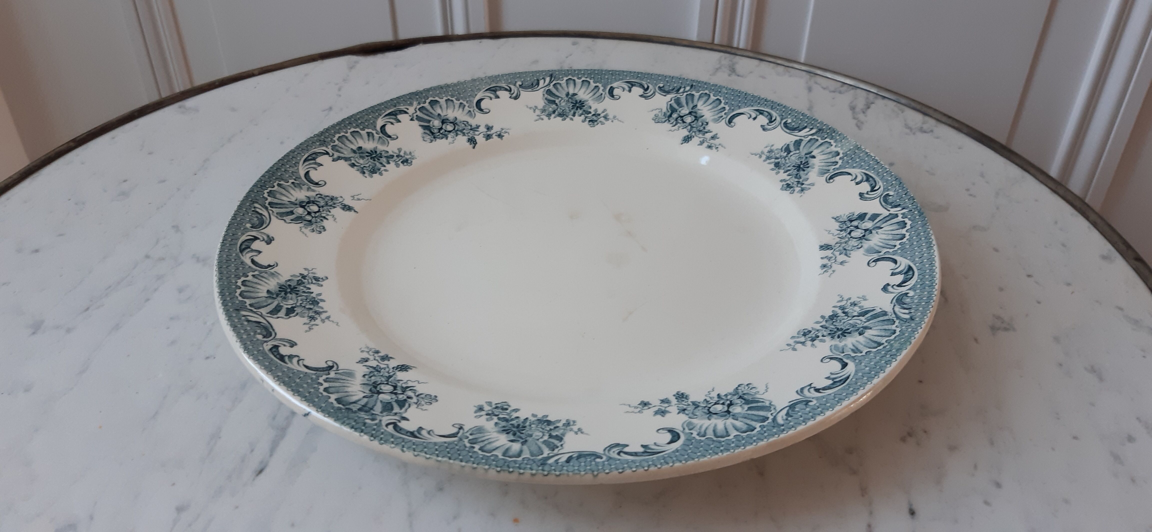 Round dish Terre de Fer Saint-Amand La Vallière XIXth