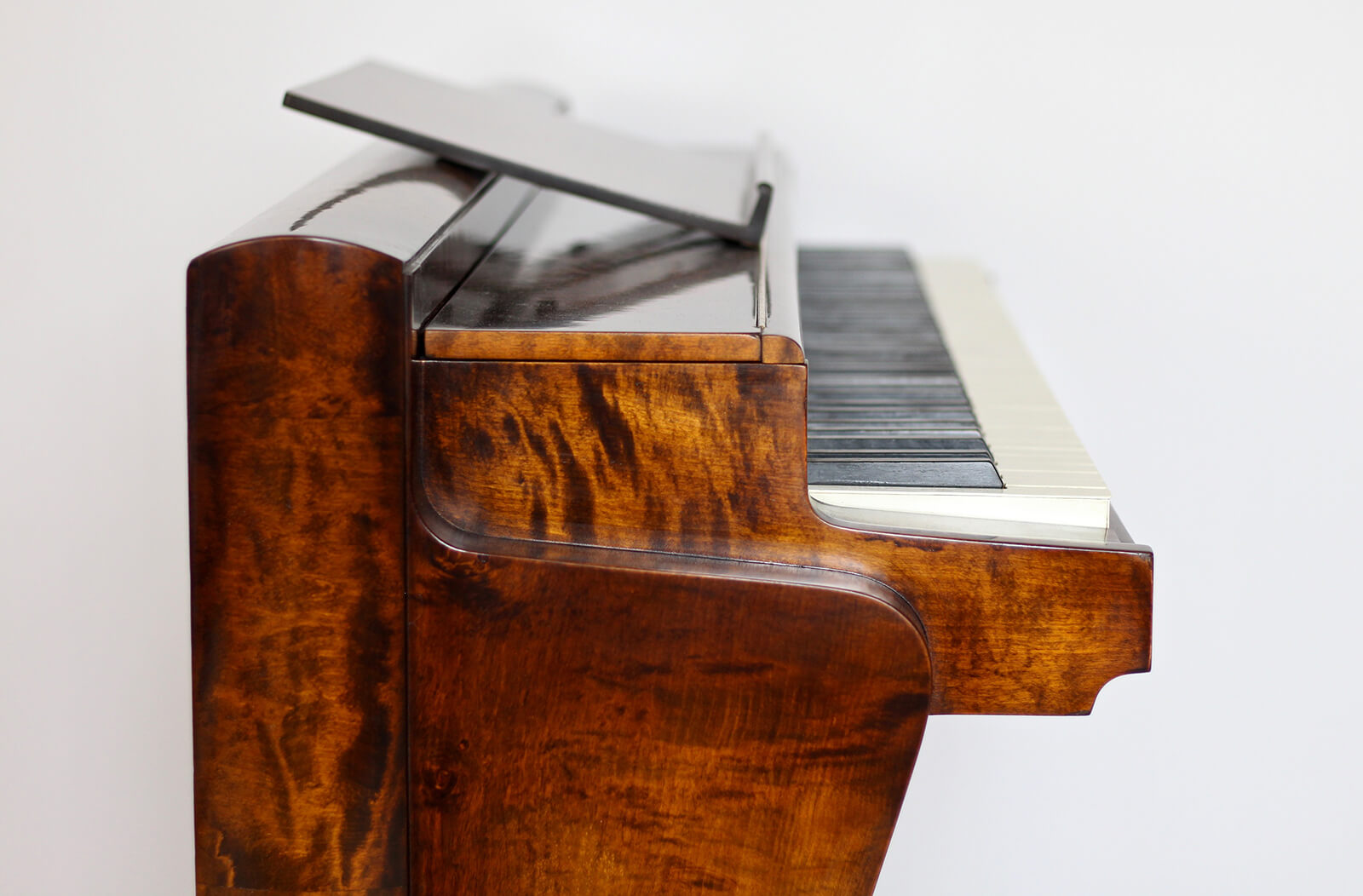 Piano de Poul Henningsen Pianette pour Andreas Christensen
