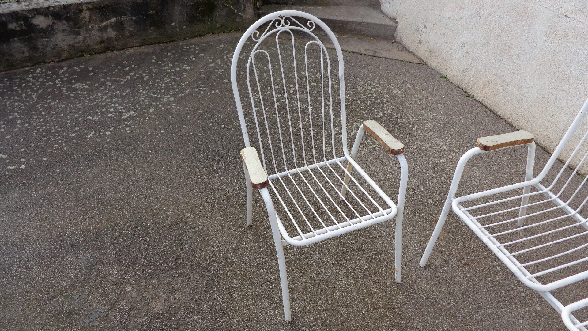 Arched folder garden salon