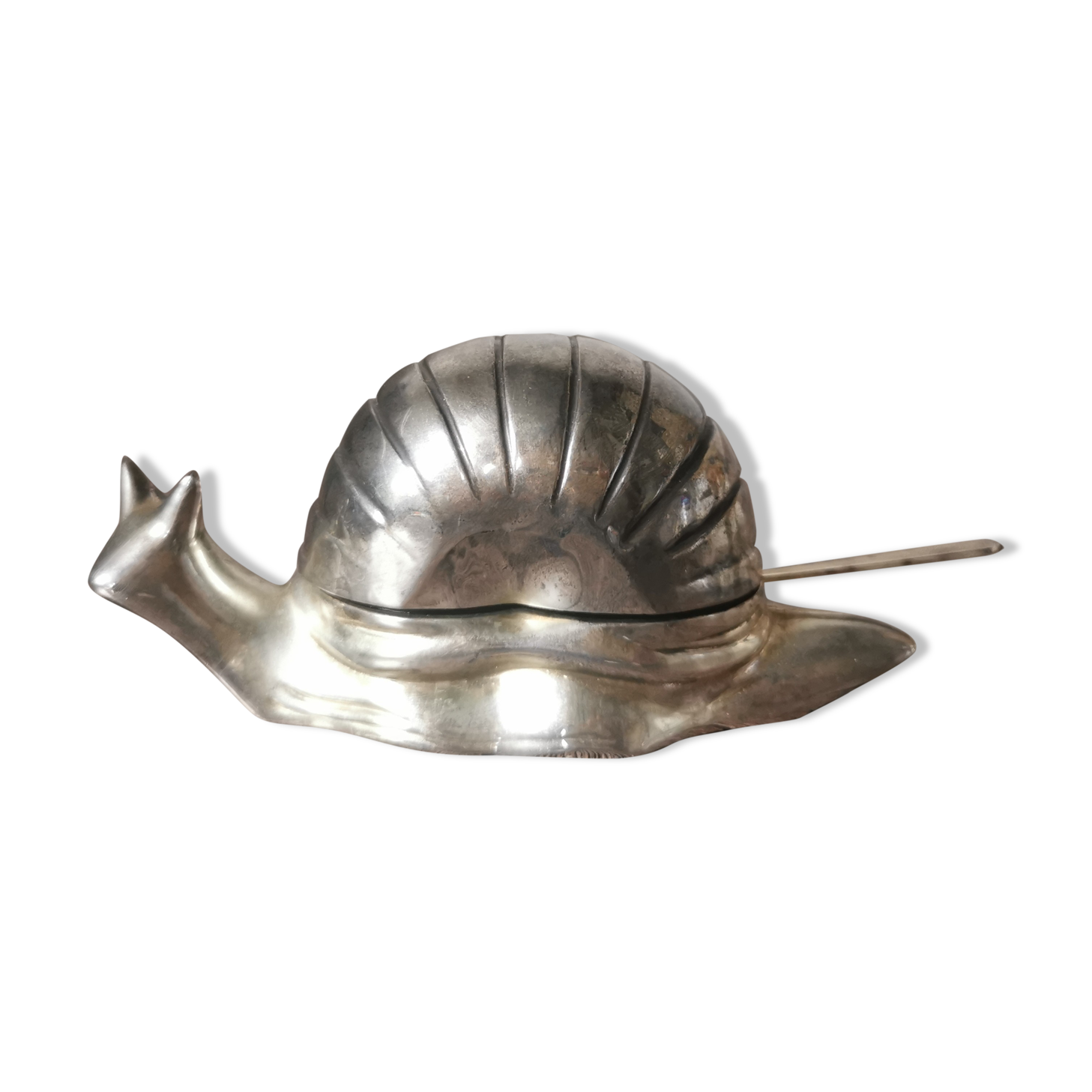 Metal snail butter dish
