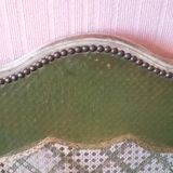 Suite de 4 chaises cannées Louis XV cuir vert