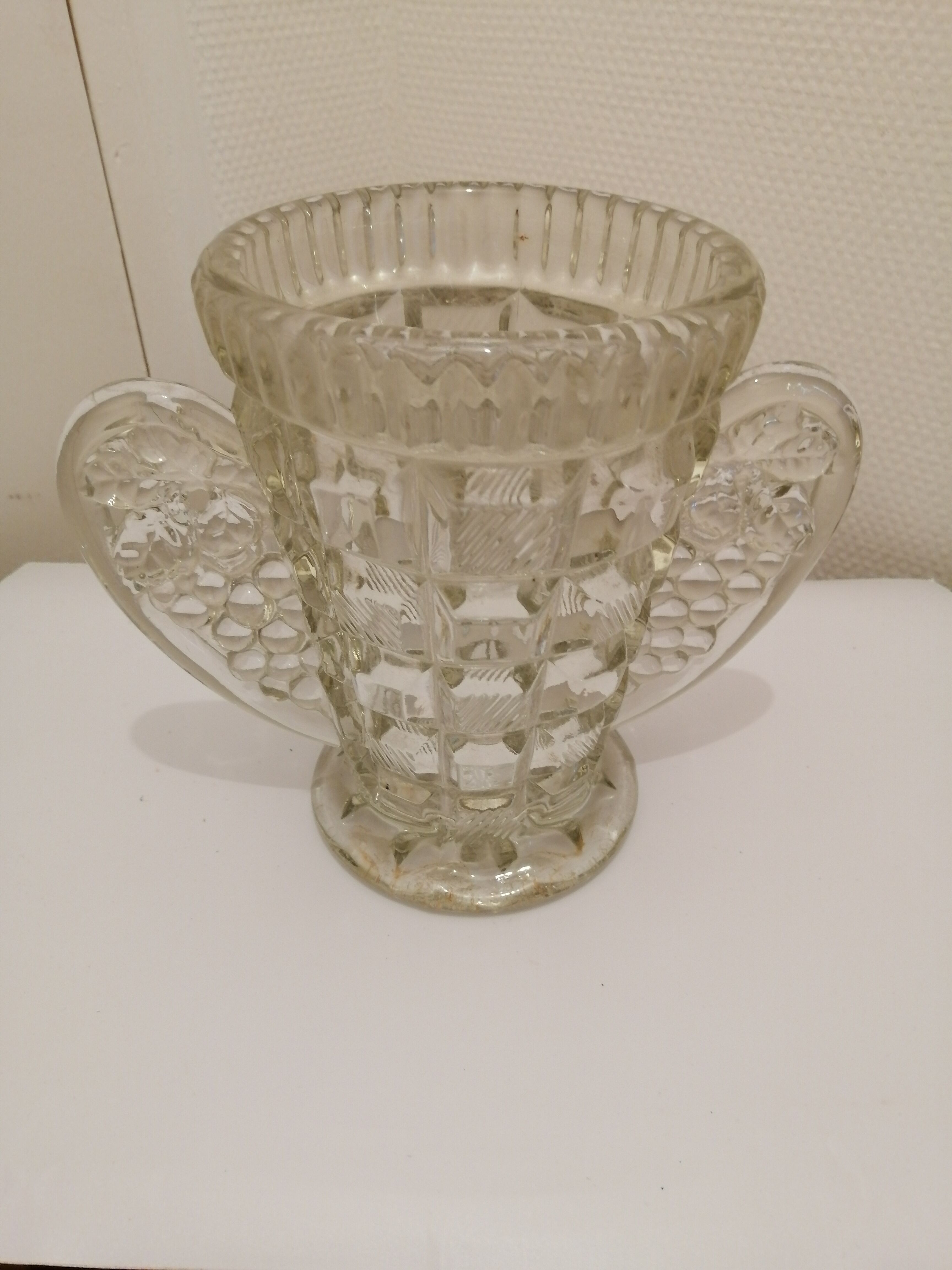 Press glass vase with transparent ears