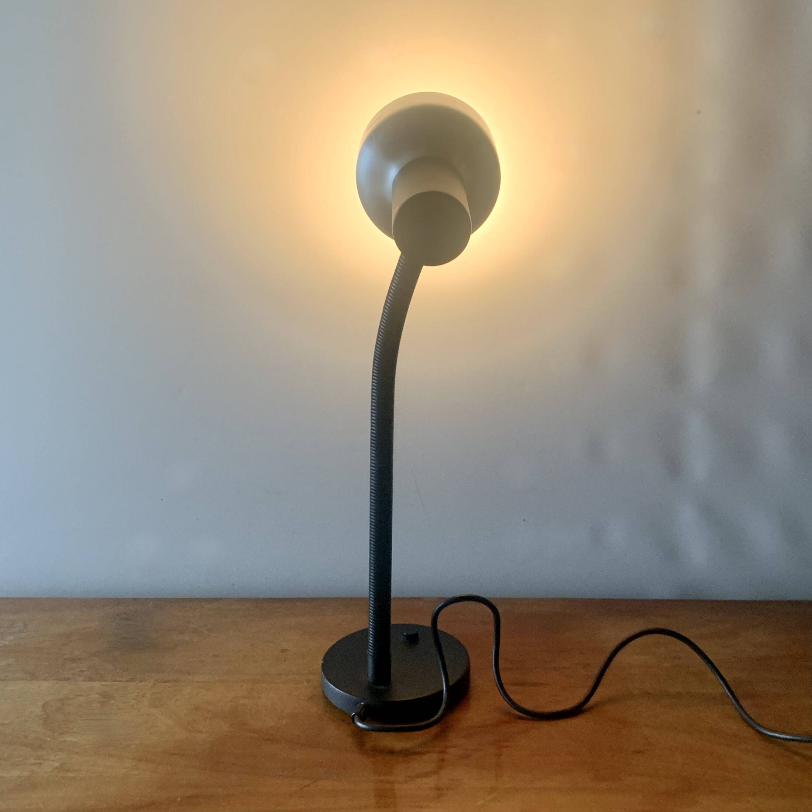 Vintage Wila desk lamp in black metal and aluminum
