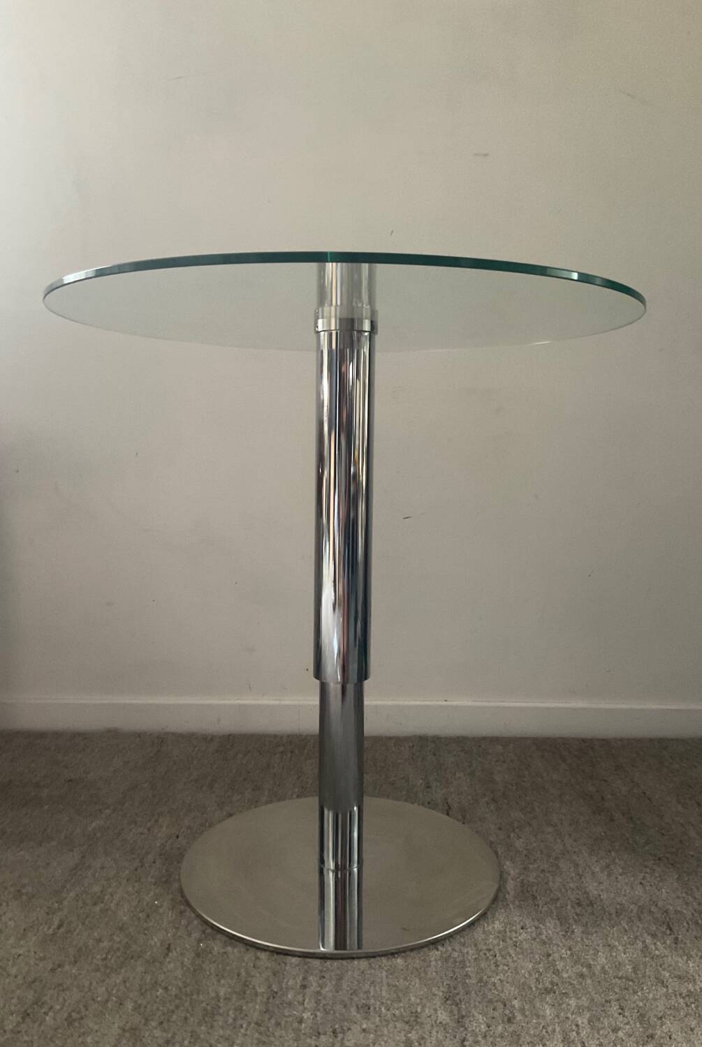 Design coffee table up and down