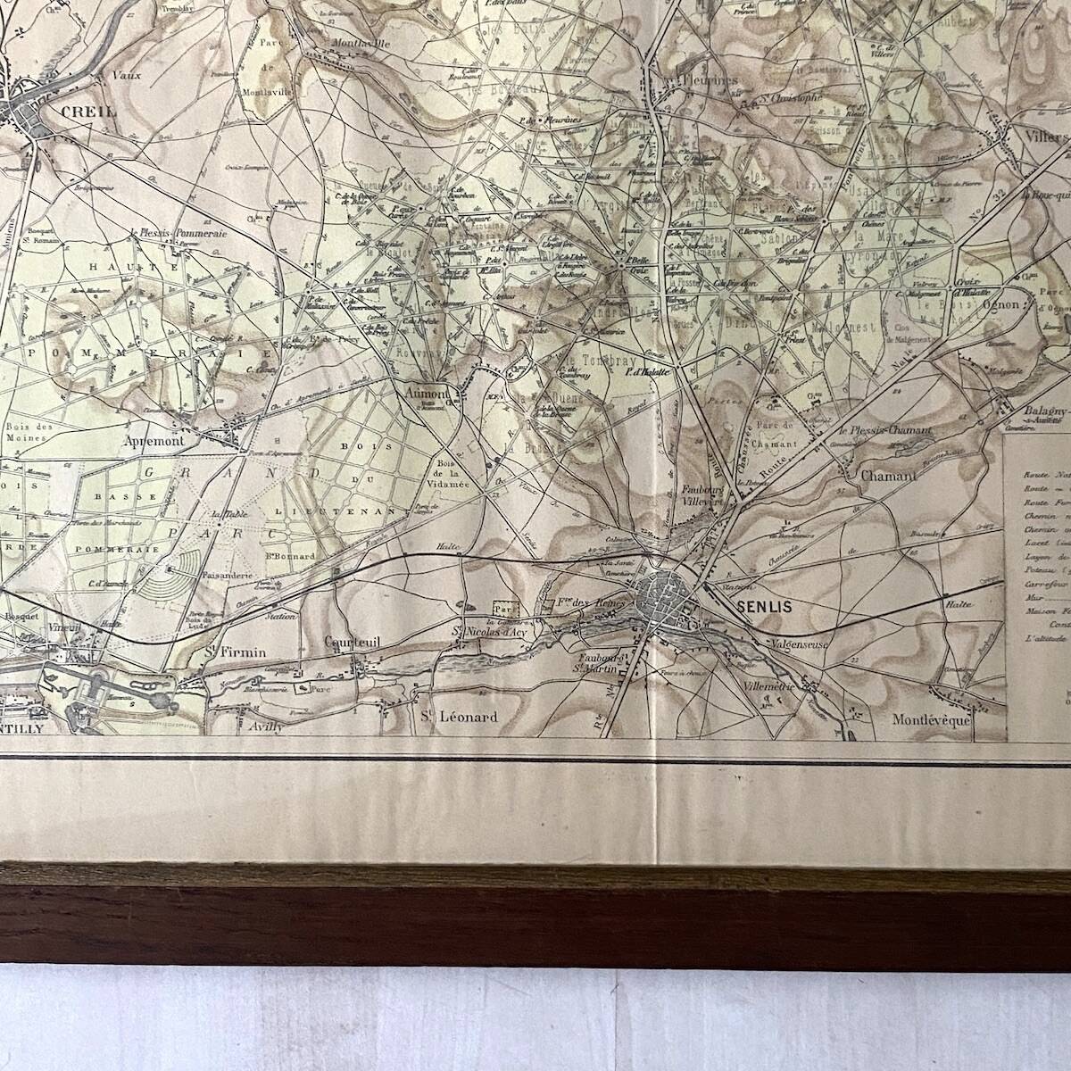 Maps of the Halatte Forest and its surroundings. 1900