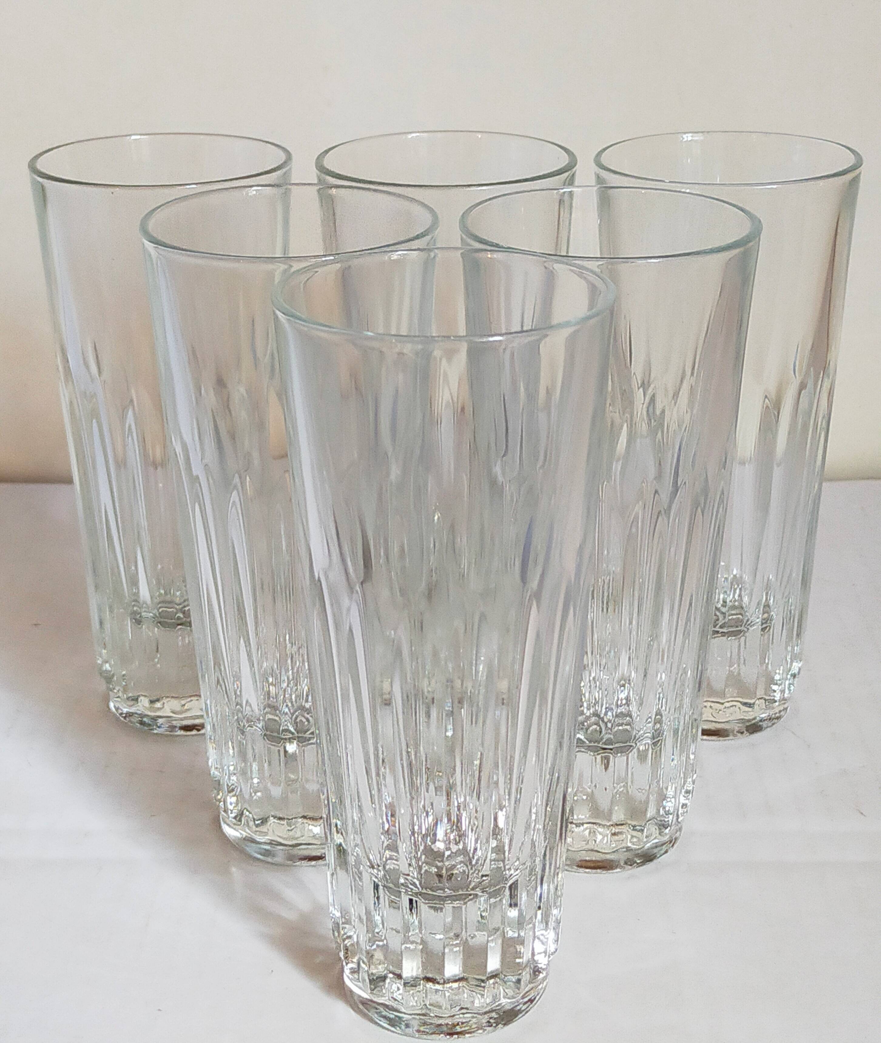 Six verres à anisette de bistrot vintages