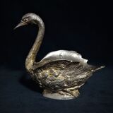 Planter in the shape of a swan
