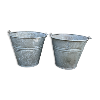 Set of two zinc buckets