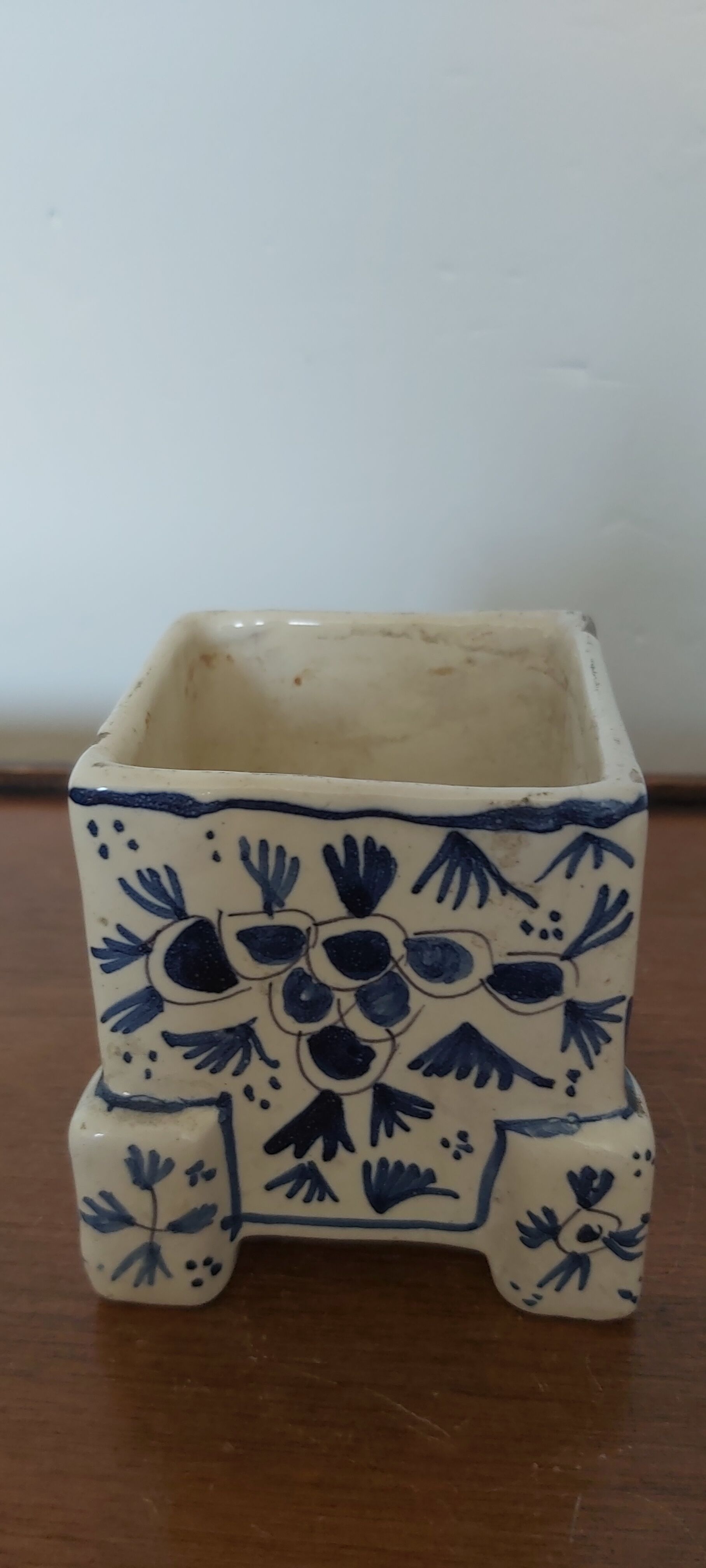 Delft earthenware plant pot circa 1900