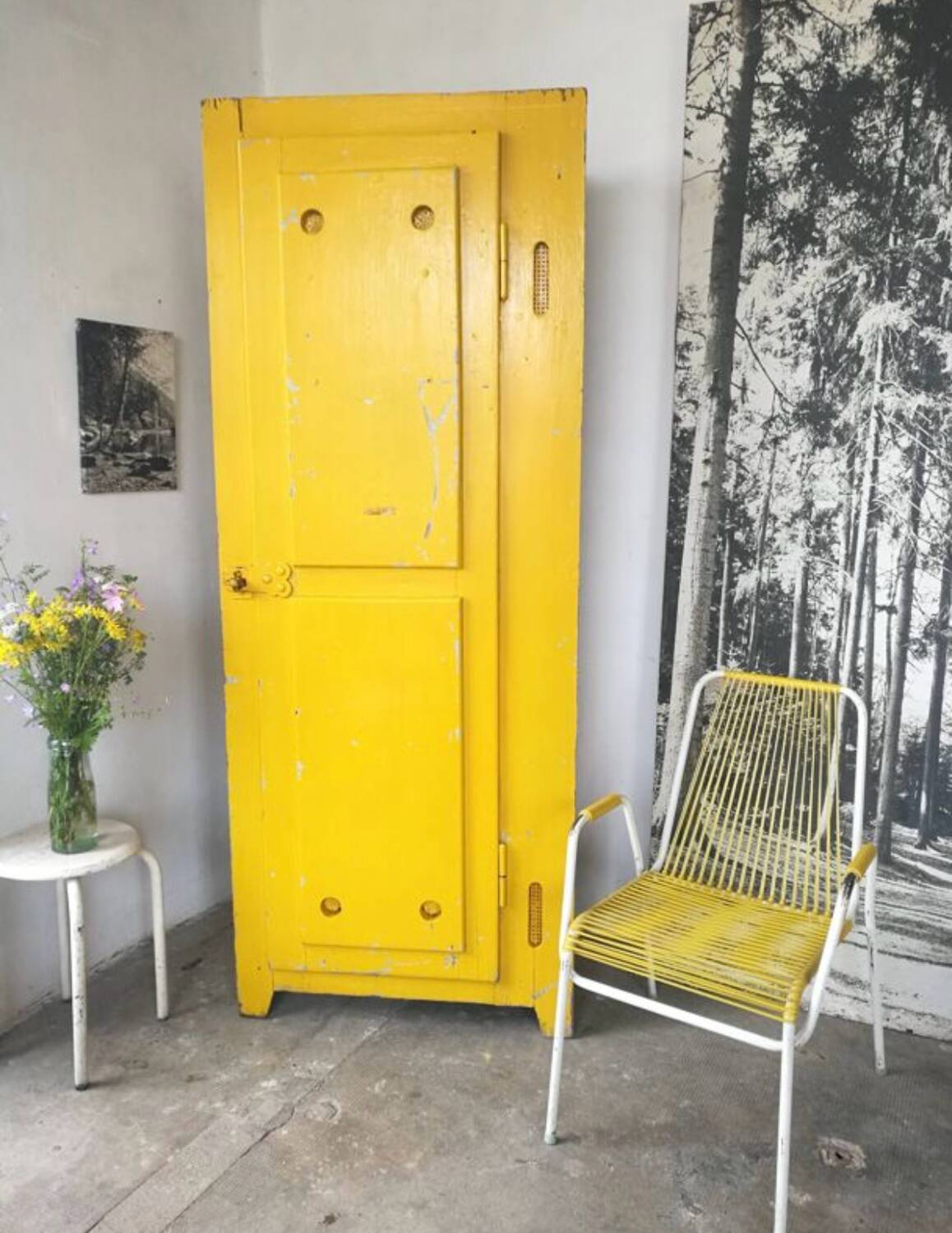 Armoire en sapin des années 20