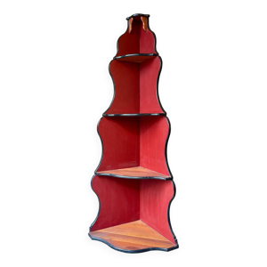 Encoignure en bois foncé,