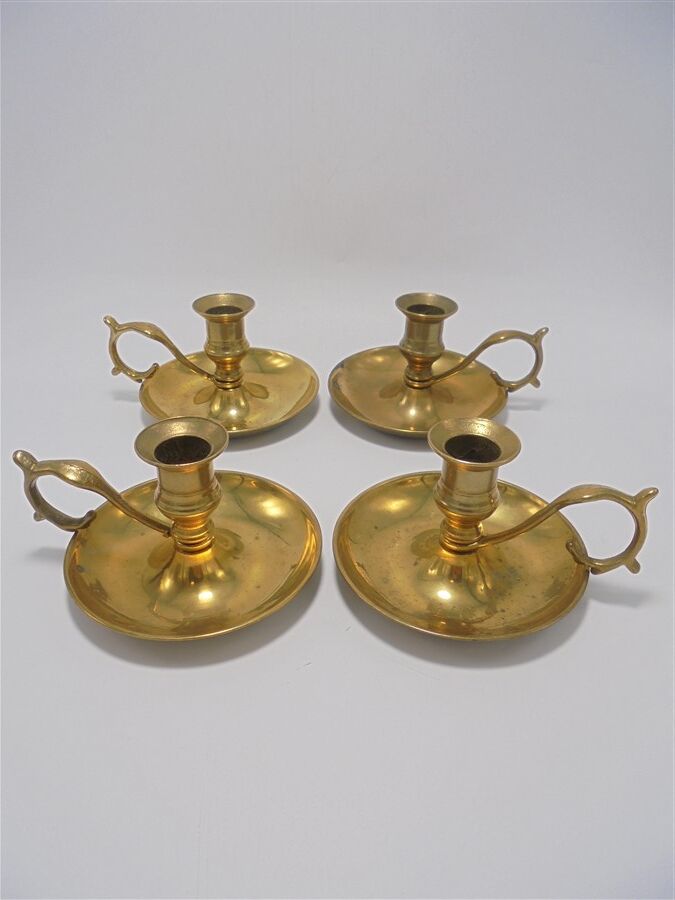 Set of 4 candle holders