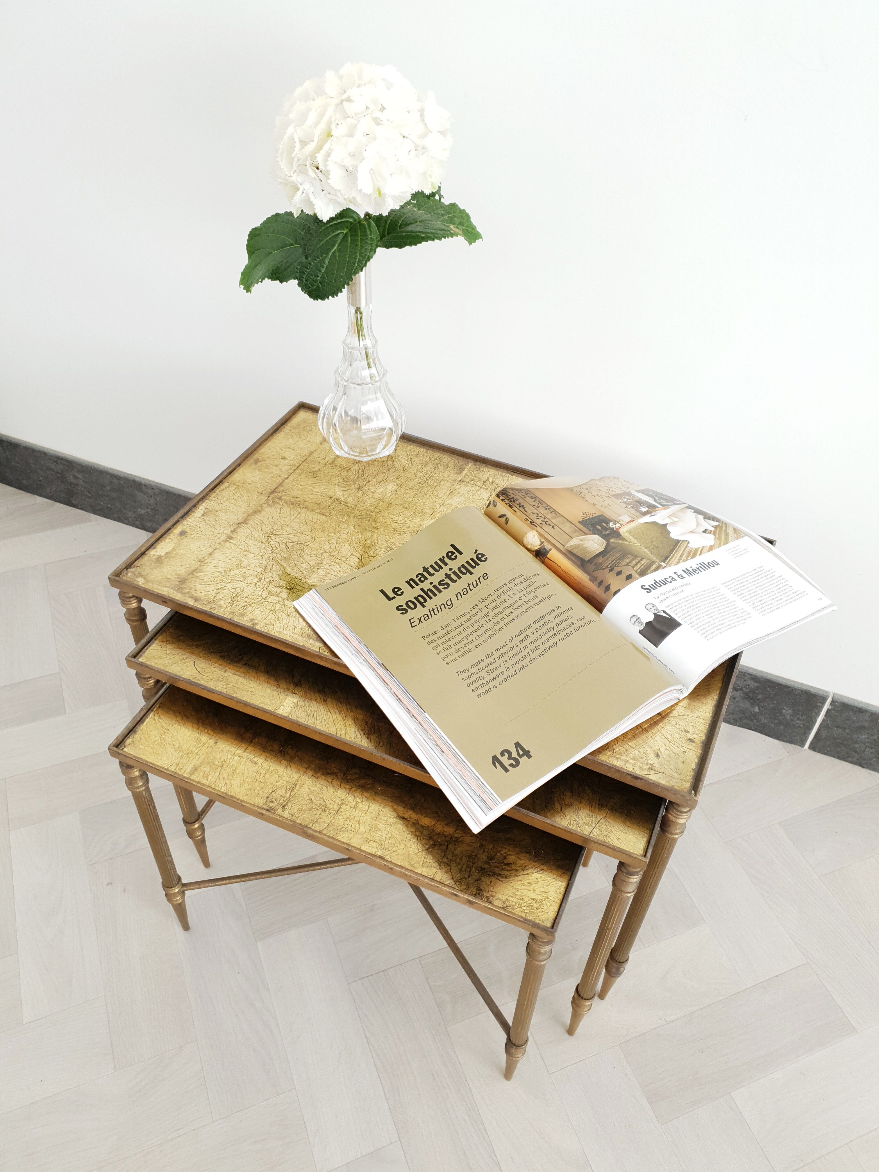 Pull out table  in brass