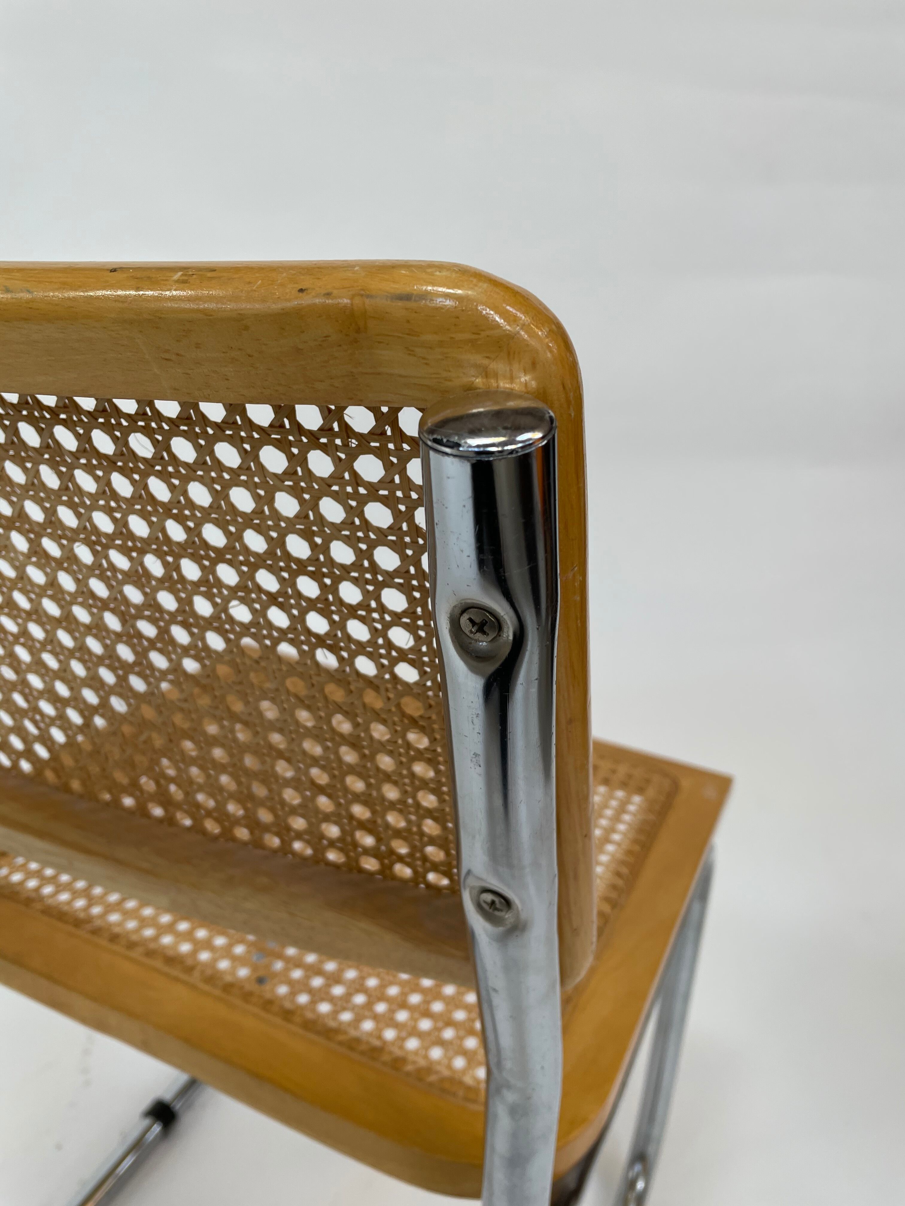 Cesca design chair b32 model