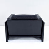 Fauteuil Simone en cuir noir par Ufficio Progetti Gavina pour Simon International