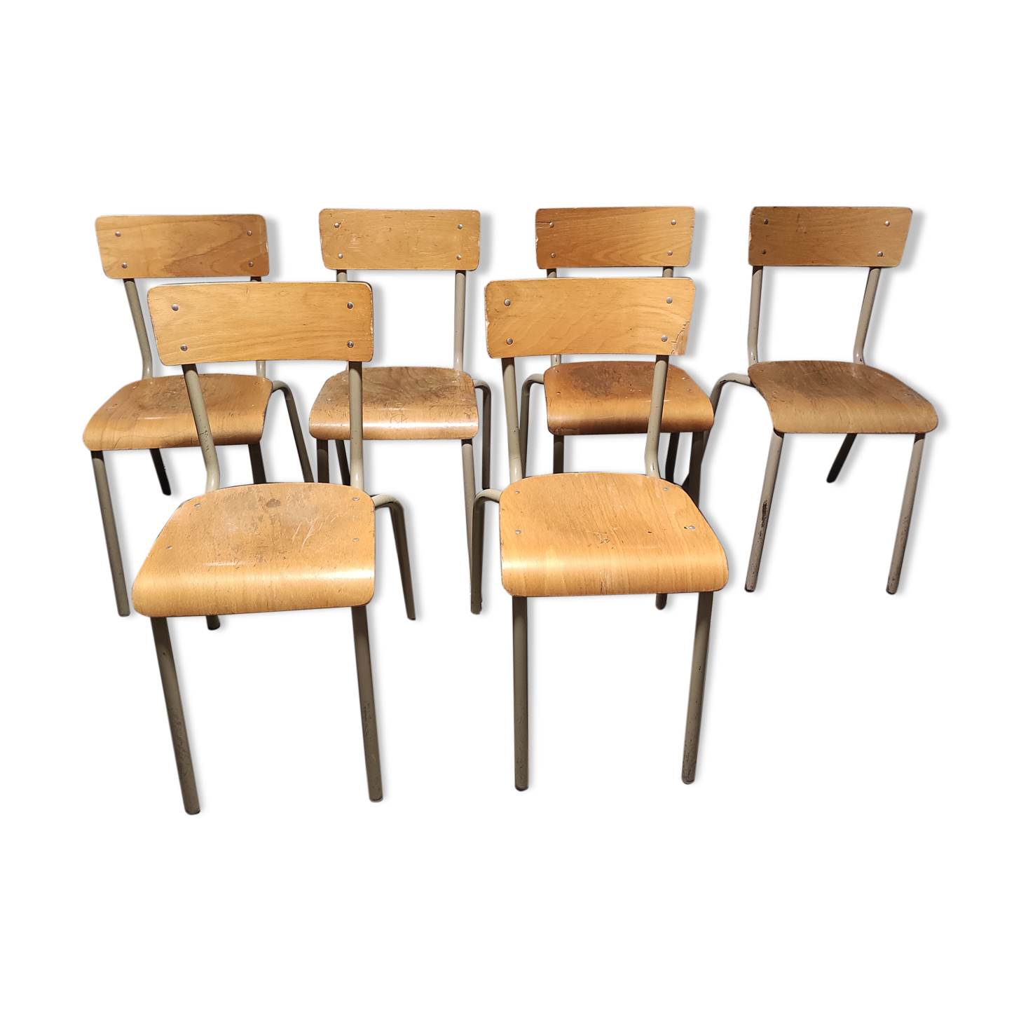 Lot of 6 school chairs