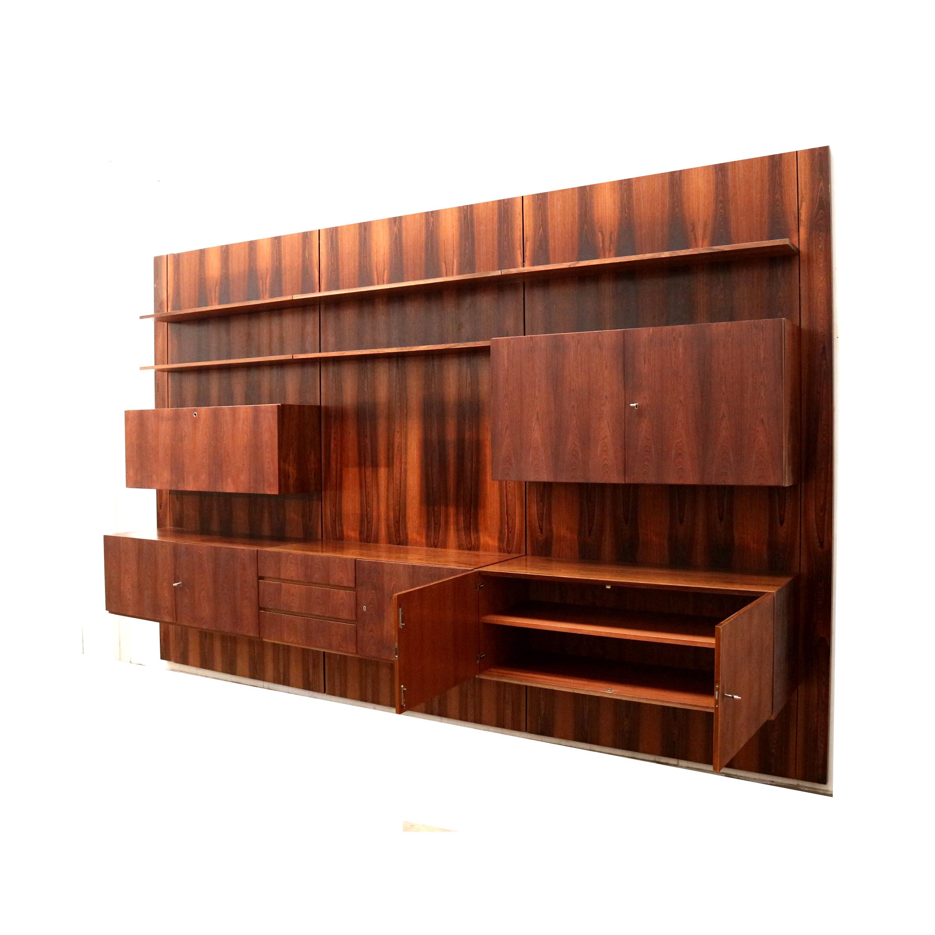 Vintage rosewood modular wall system from IDEE Möbel from the 1960s