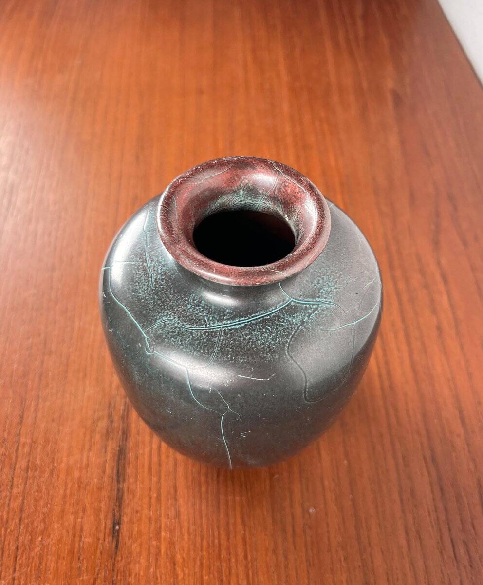 German studio pottery vase Art Deco by Richard Uhlemeyer, 1940s.