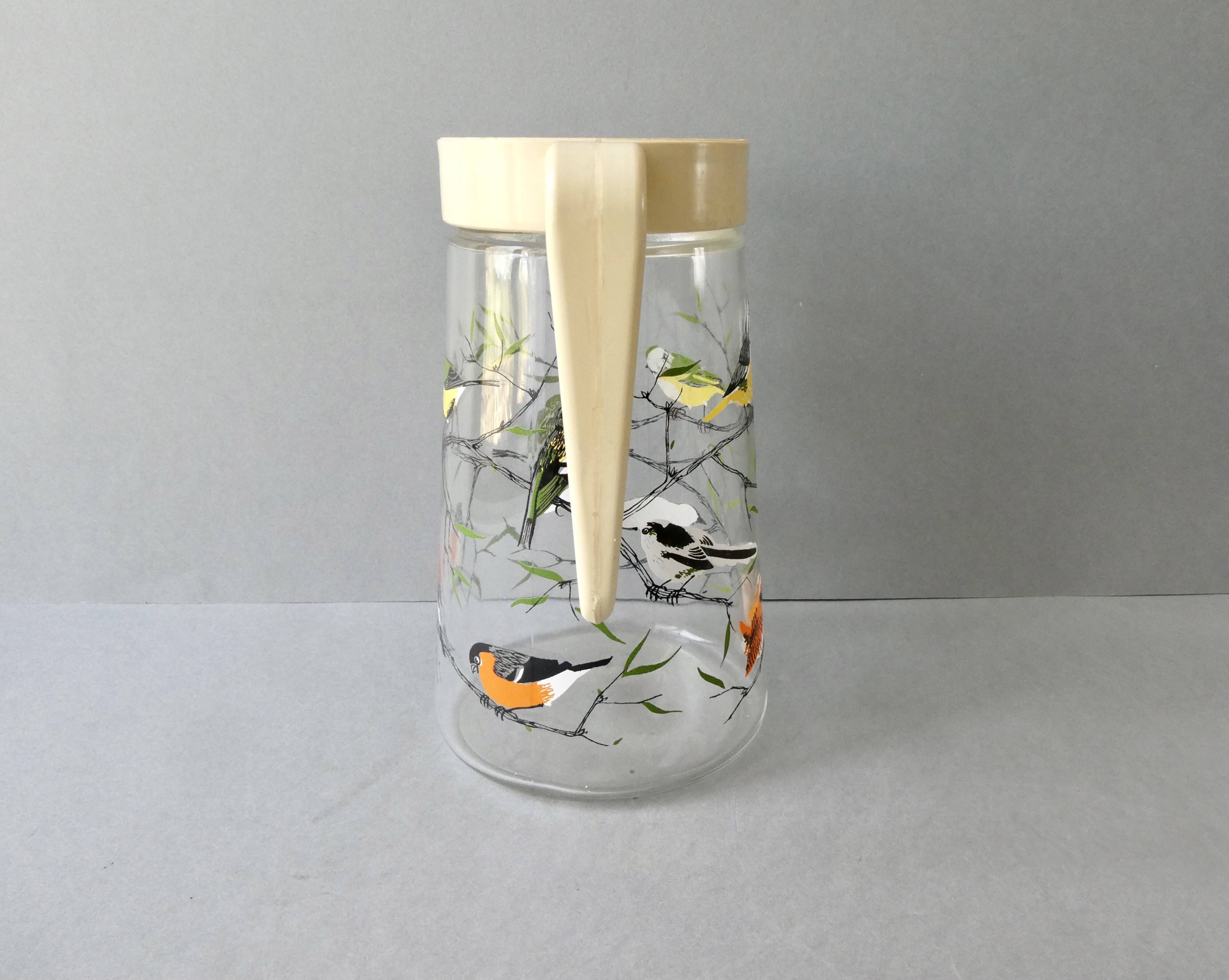 Carafe and its 4 glasses BVB France, bird decor, circa 1960