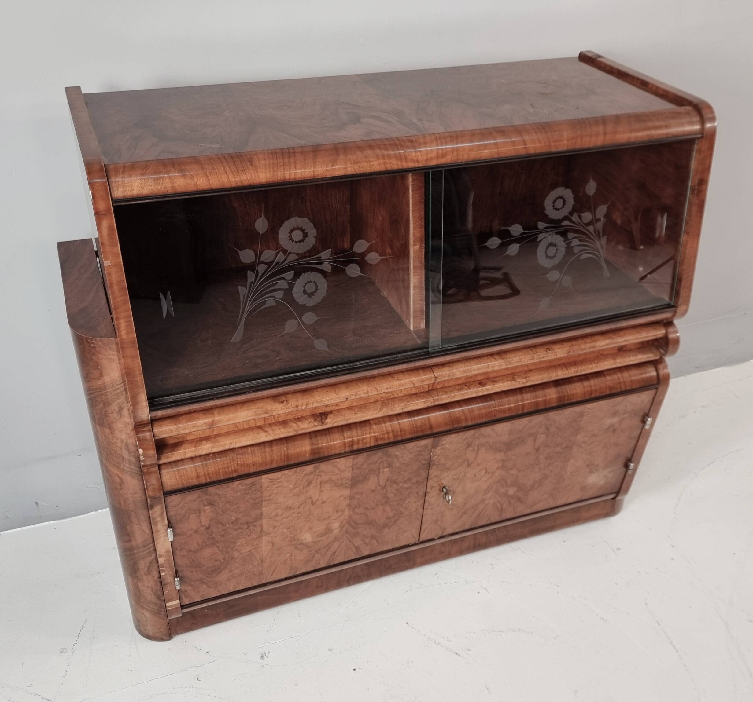 Art Deco Cabinet Bar, 1940s