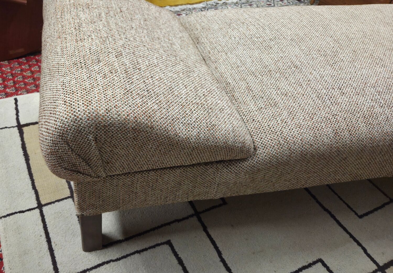 Daybed, vintage 1970s chaise longue with headrest.