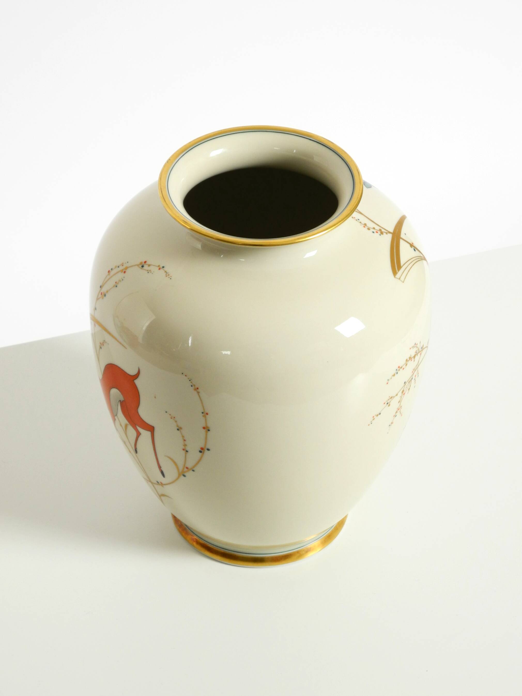 40s porcelain vase with handpainted wildlife motifs from PMR Bavaria Jaeger