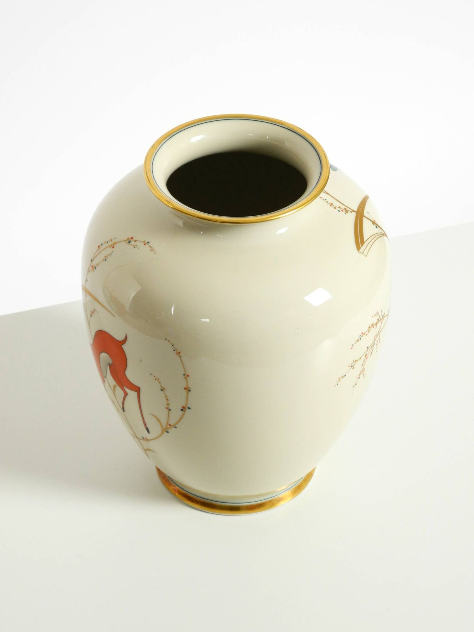 40s porcelain vase with handpainted wildlife motifs from PMR Bavaria Jaeger